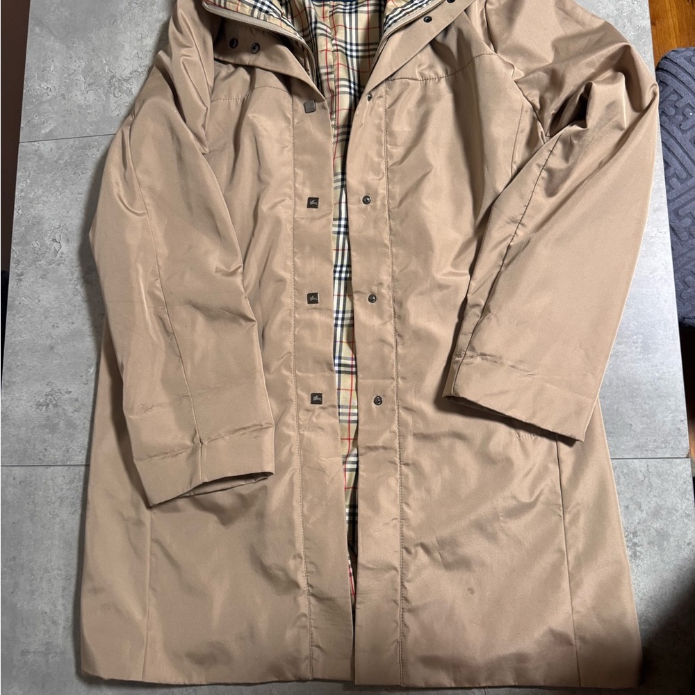 🔥 Burberry London Nova Check Lined Coat – Classic Beige Trench/Car Coat 🔥